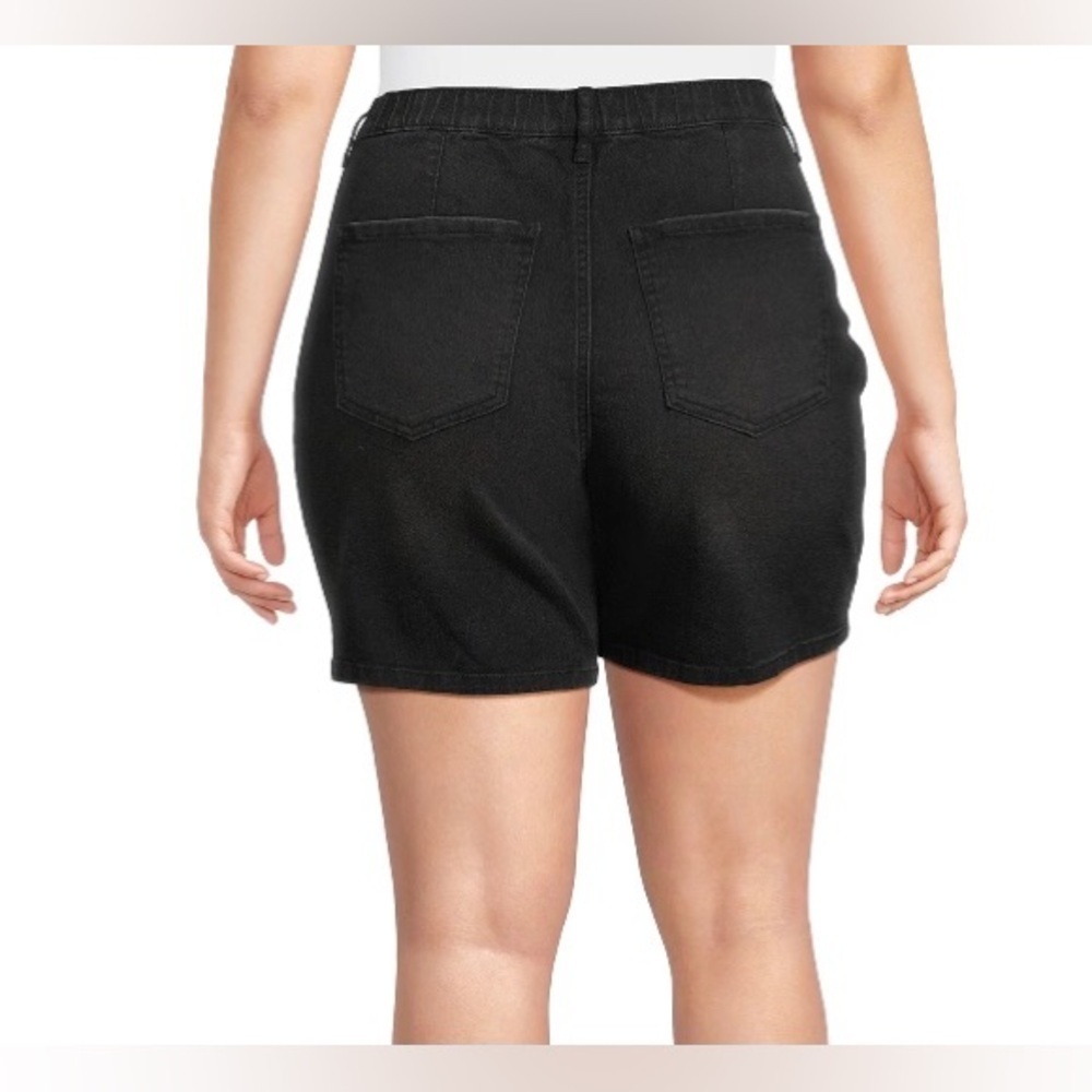 Terra & Sky Womens Plus Size Black Wash 7” Denim Shorts Size 4X - Picture 2 of 7